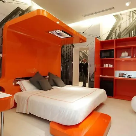 Apartman +parking 1 Minuto Metro M4 Milánó