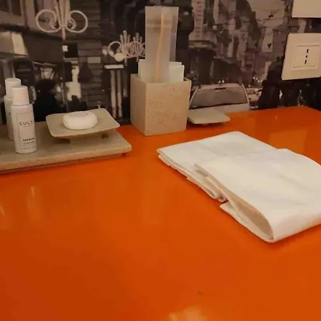 Apartment +parking 1 Minuto Metro M4